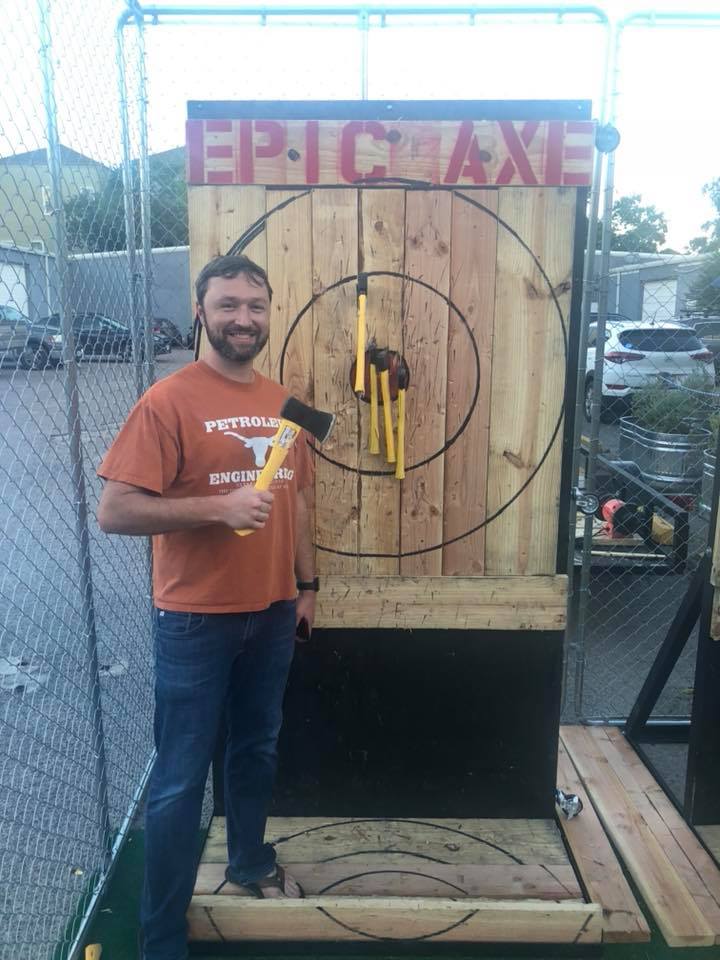 Mobile axe throwing services