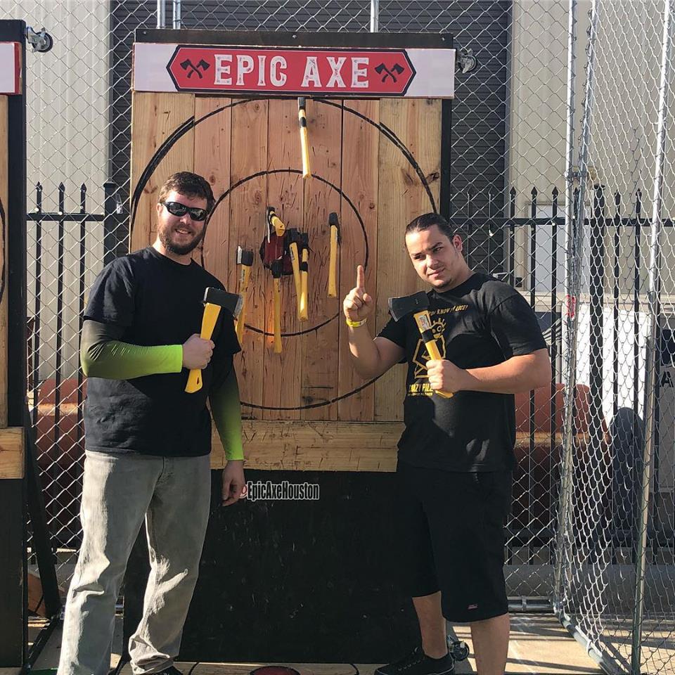 Mobile axe throwing services