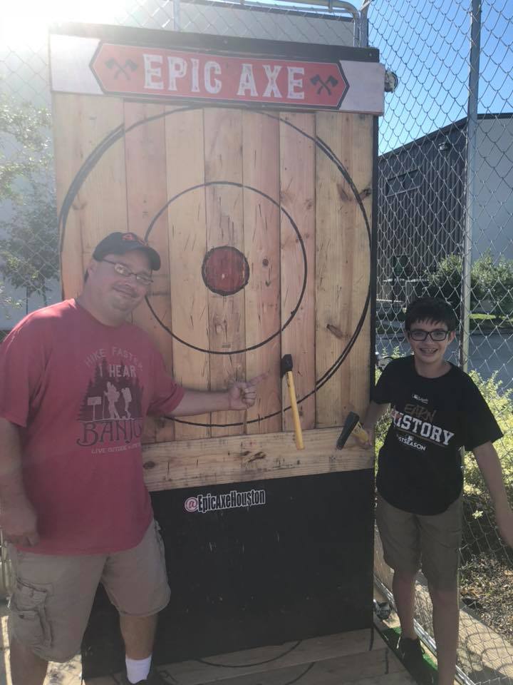 Mobile axe throwing services