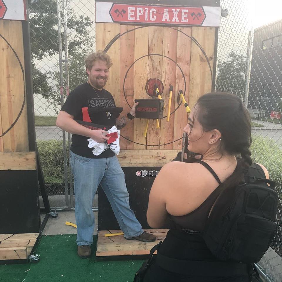 Mobile axe throwing services