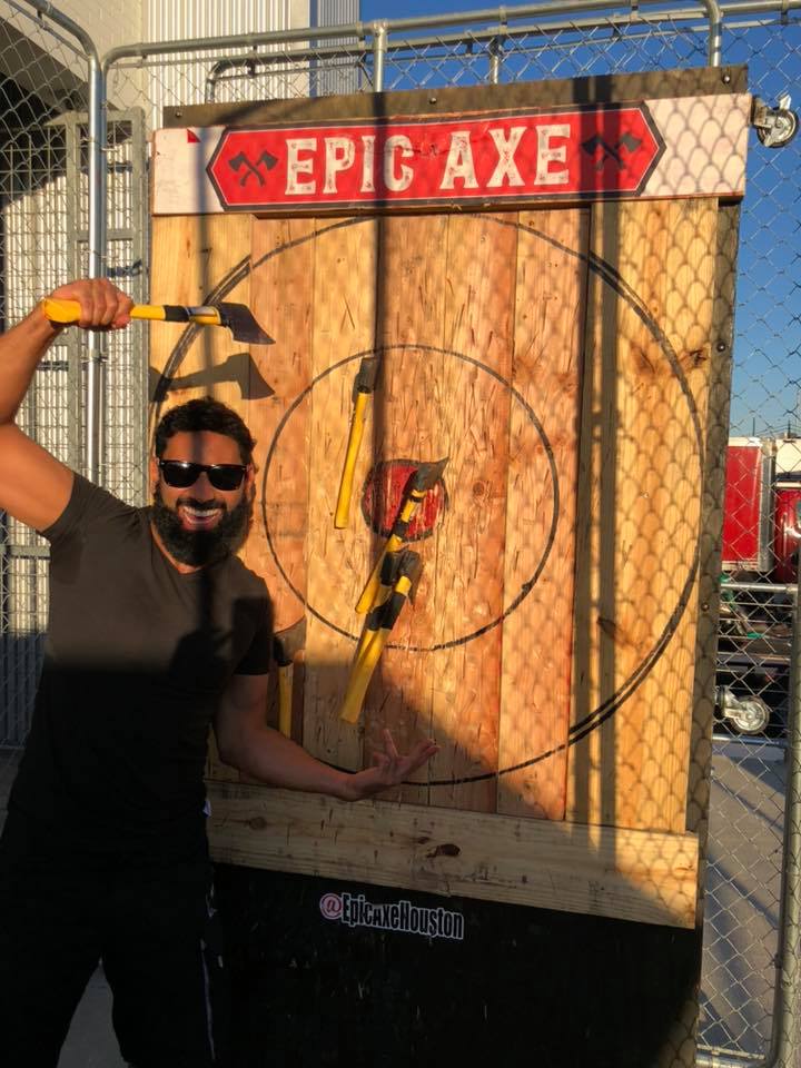 Mobile axe throwing services