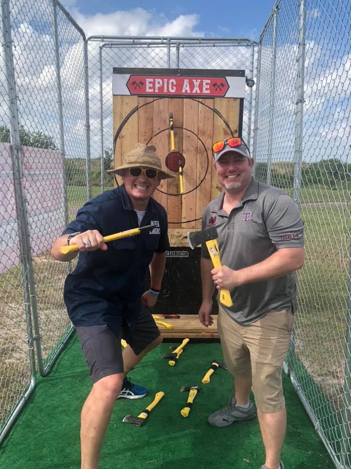 Mobile axe throwing services