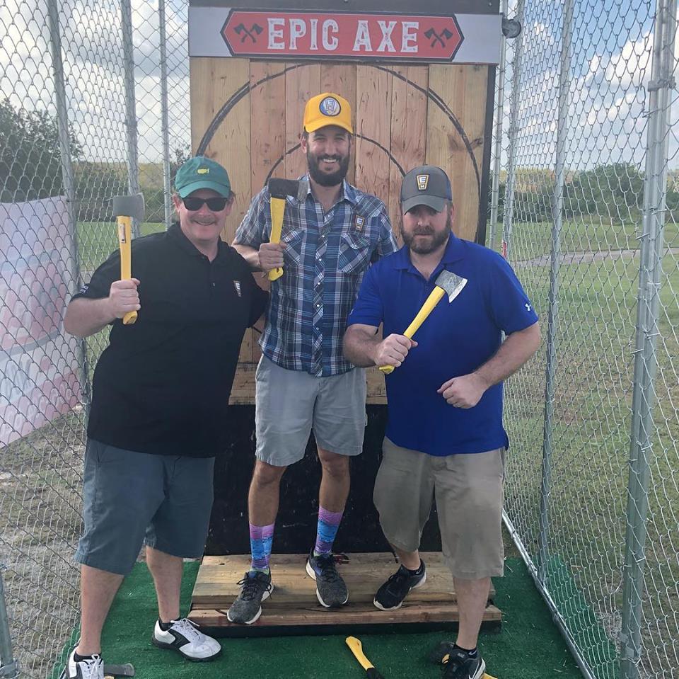 Mobile axe throwing services