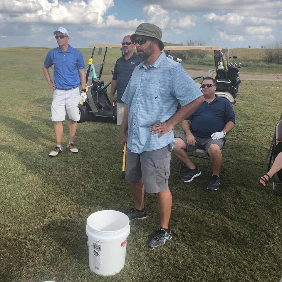 Mobile axe throwing services