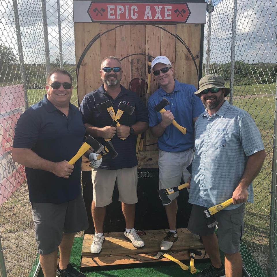 Mobile axe throwing services