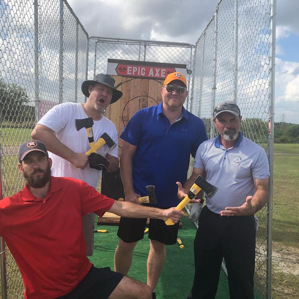 Mobile axe throwing services