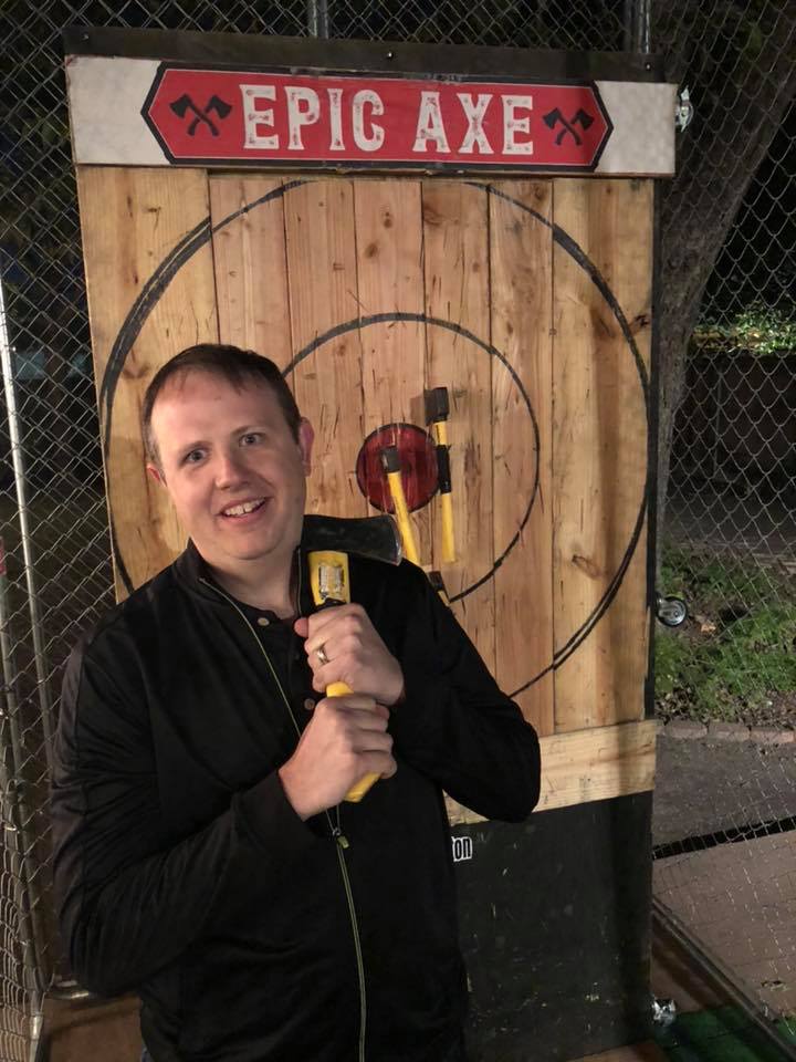 Mobile axe throwing services