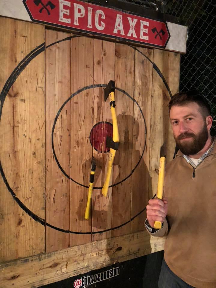 Mobile axe throwing services