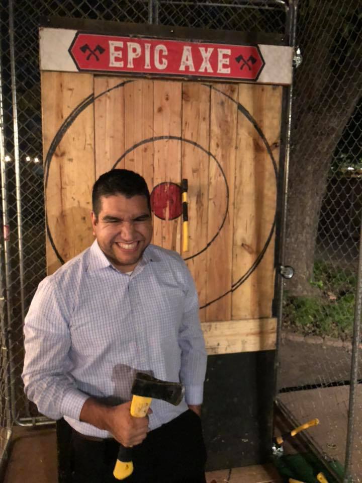 Mobile axe throwing services