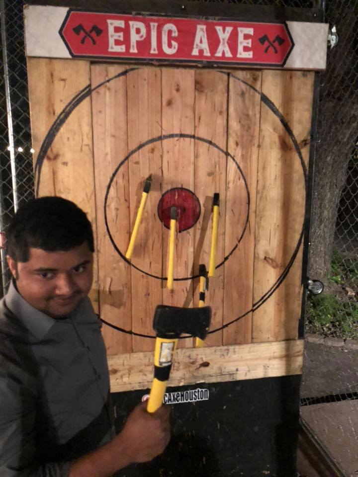 Mobile axe throwing services