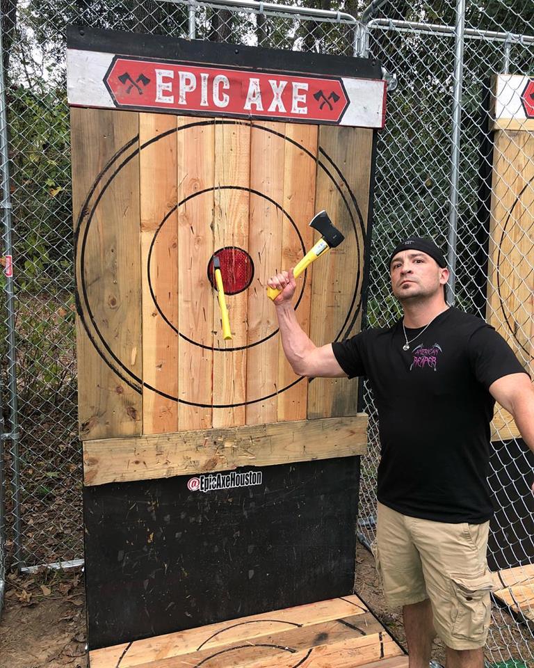 Mobile axe throwing services