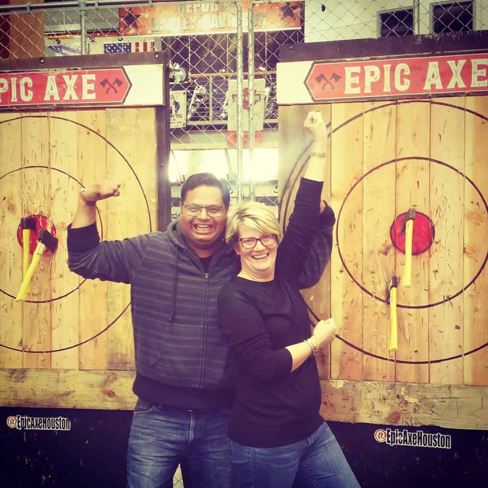 Mobile axe throwing services