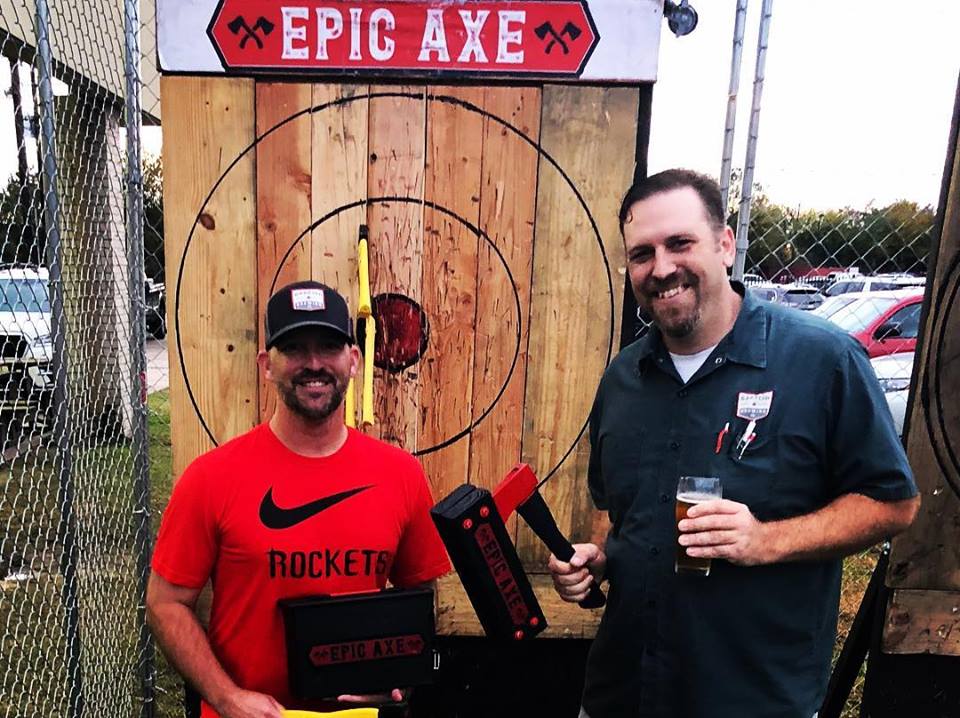 Mobile axe throwing services