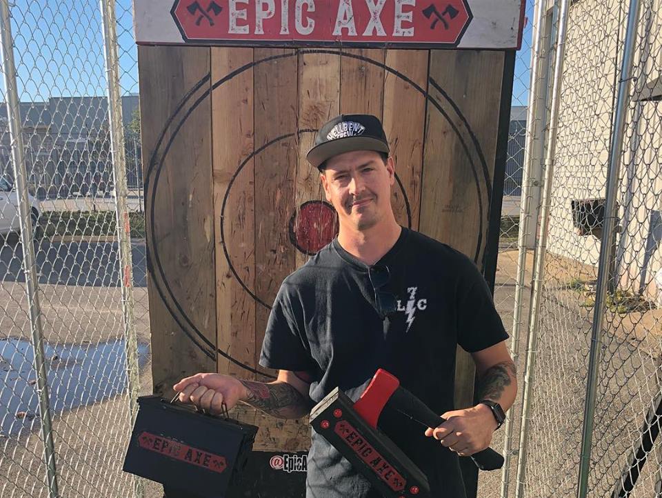 Mobile axe throwing services