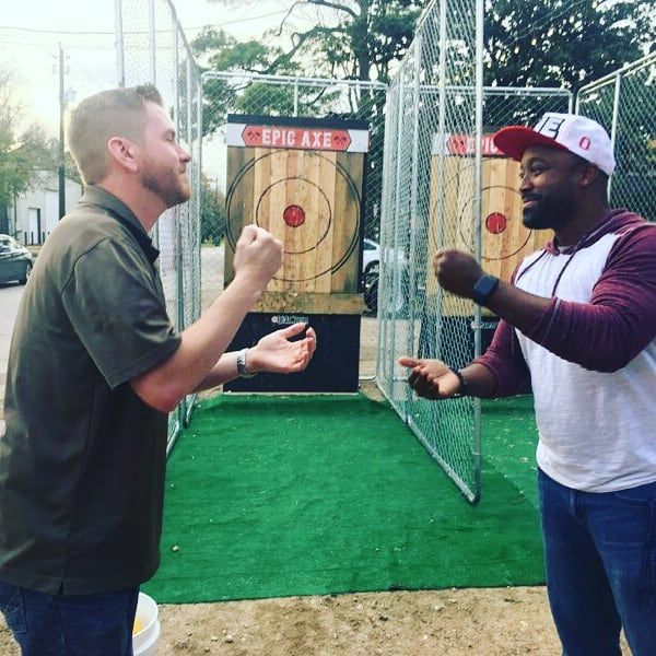 Mobile axe throwing services