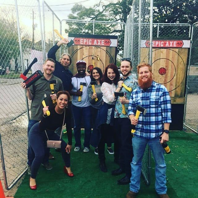 Mobile axe throwing services