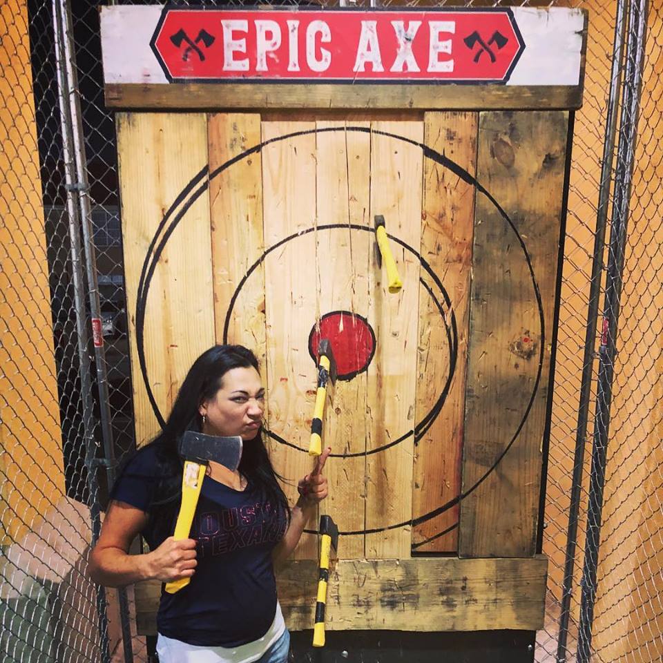 Mobile axe throwing services