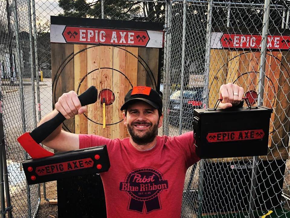 Mobile axe throwing services