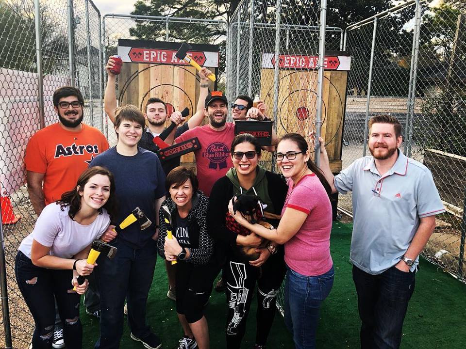 Mobile axe throwing services
