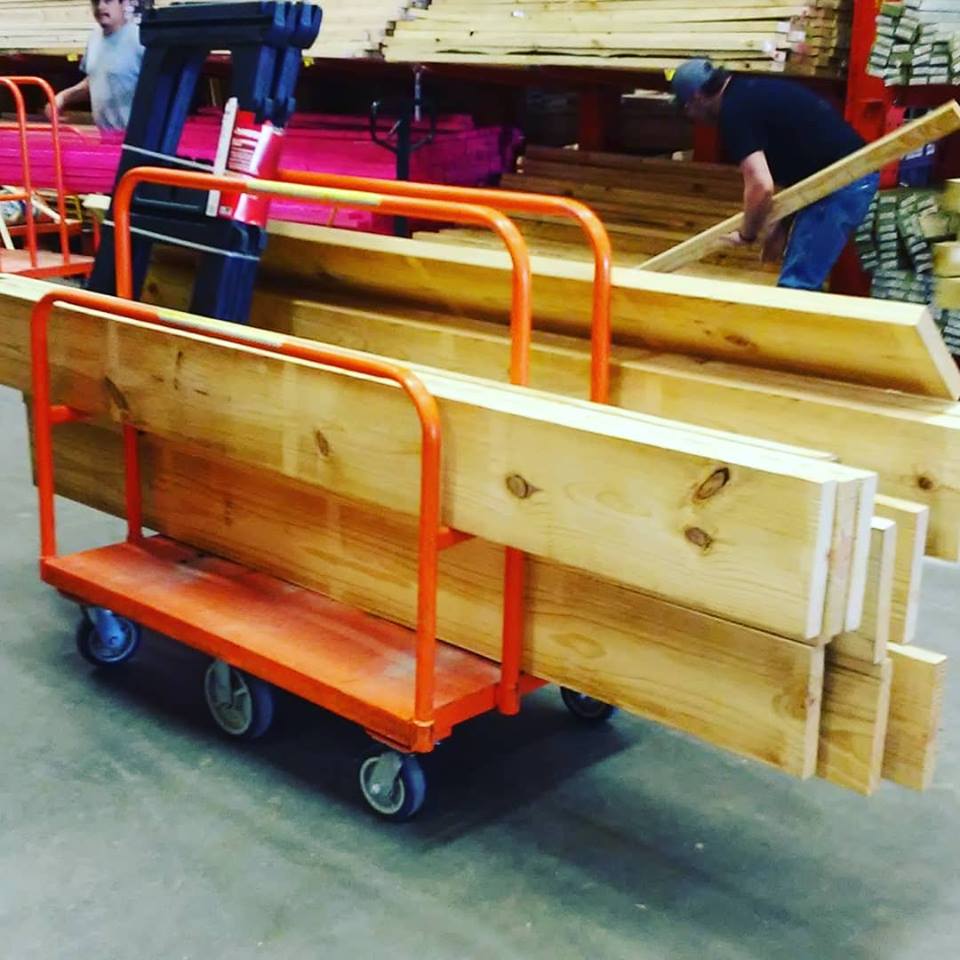 Mobile axe throwing services