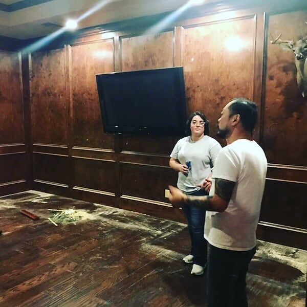 Mobile axe throwing services