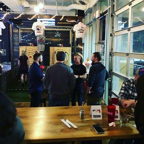 Mobile axe throwing services