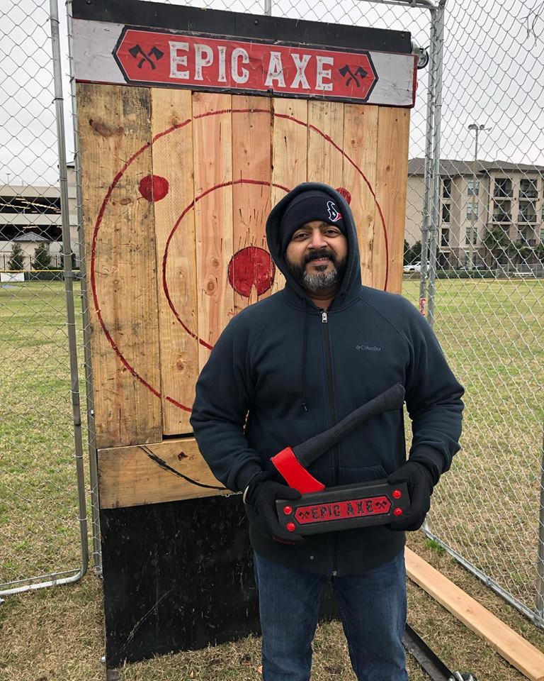 Mobile axe throwing services