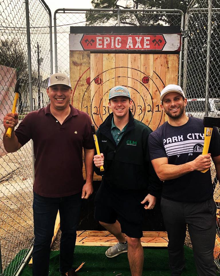 Mobile axe throwing services