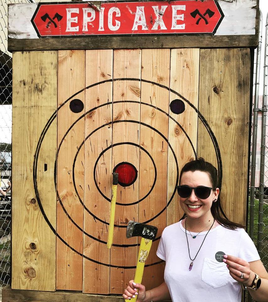 Mobile axe throwing services