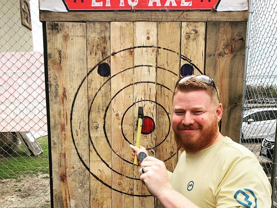 Mobile axe throwing services