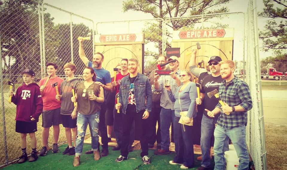 Mobile axe throwing services