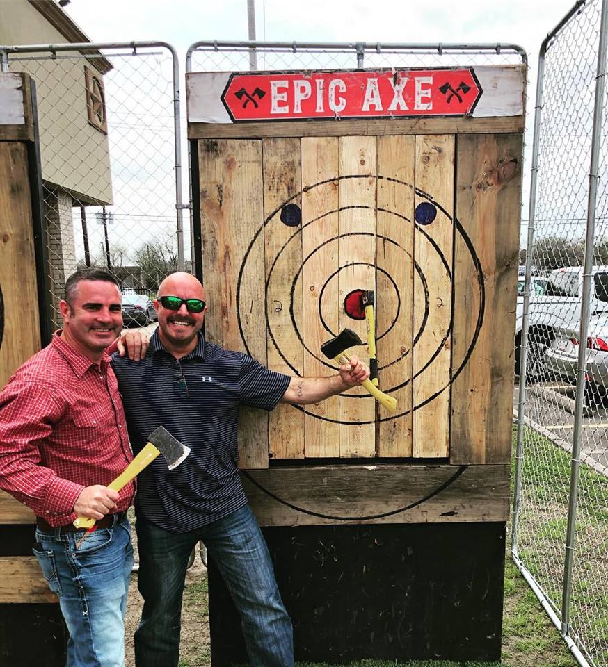 Mobile axe throwing services