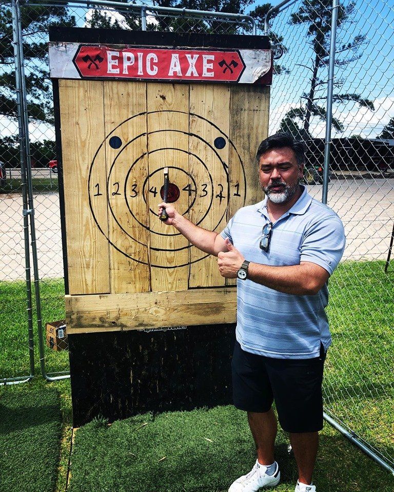 Mobile axe throwing services