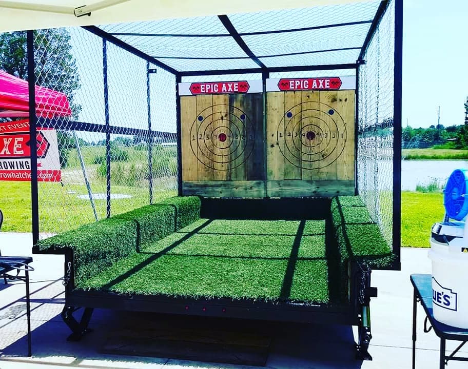 Mobile axe throwing services