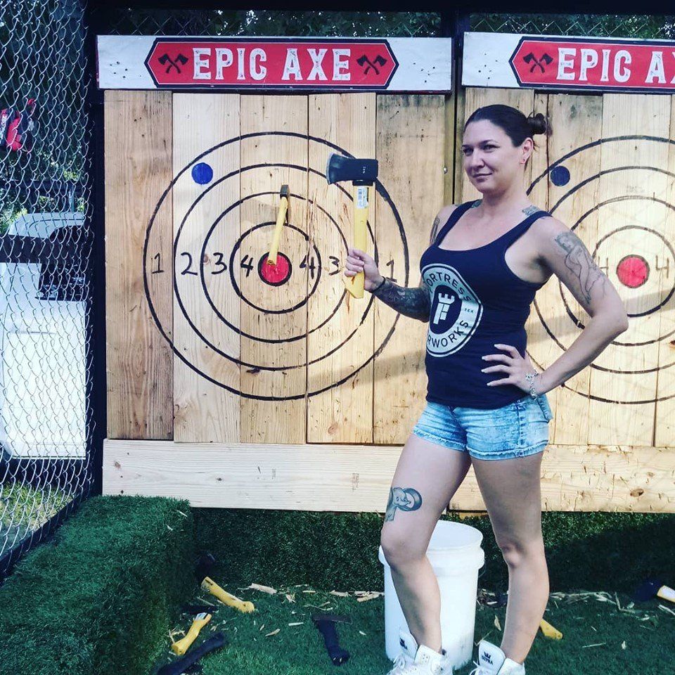 Mobile axe throwing services