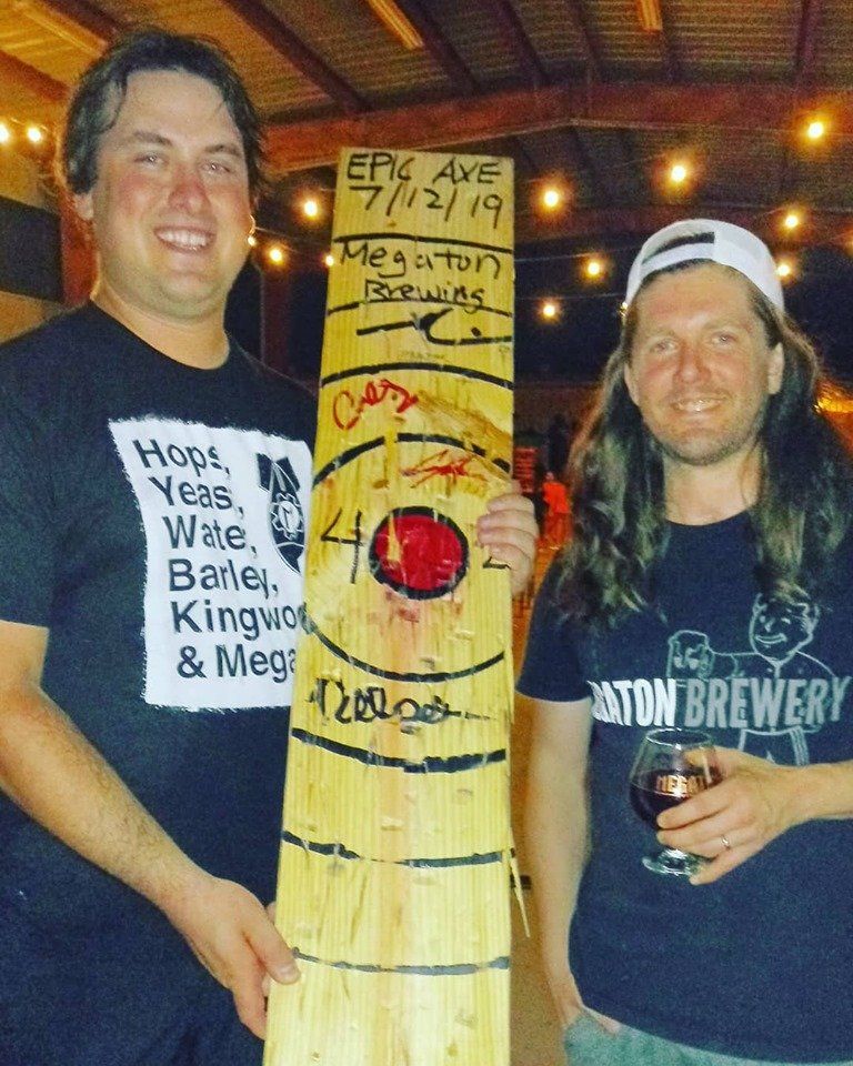 Mobile axe throwing services