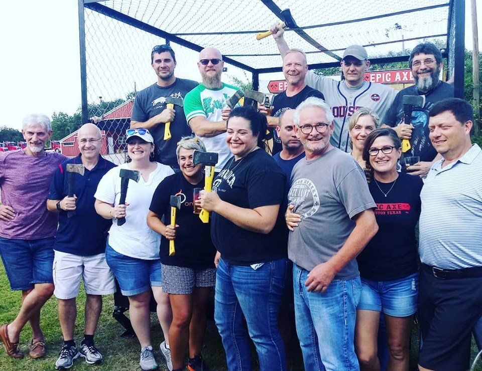 Mobile axe throwing services