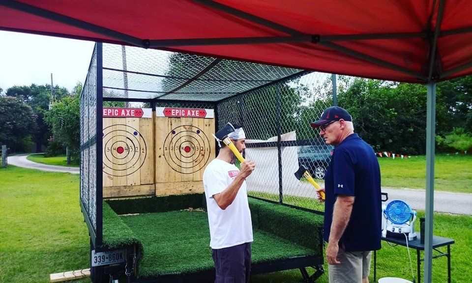 Mobile axe throwing services