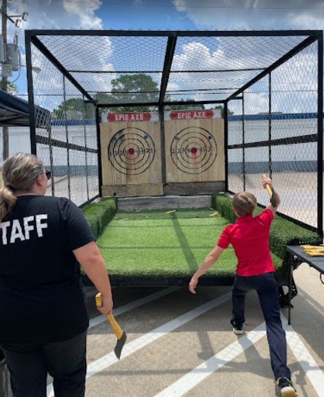 Epic Axe mobile axe throwing participants