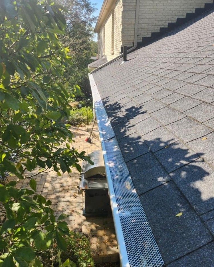 Gutter after cleaning