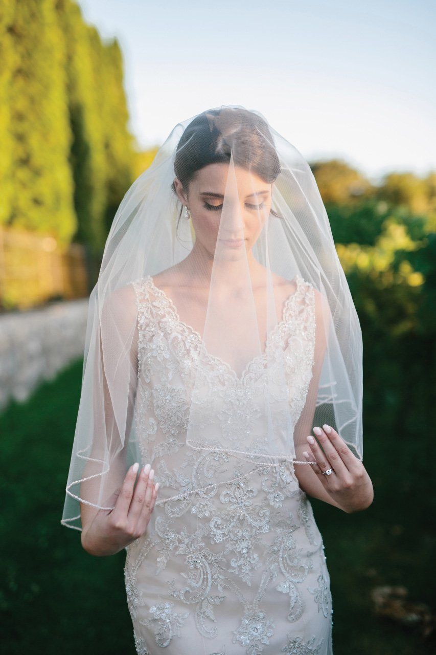 bride wearing gorgeous veil