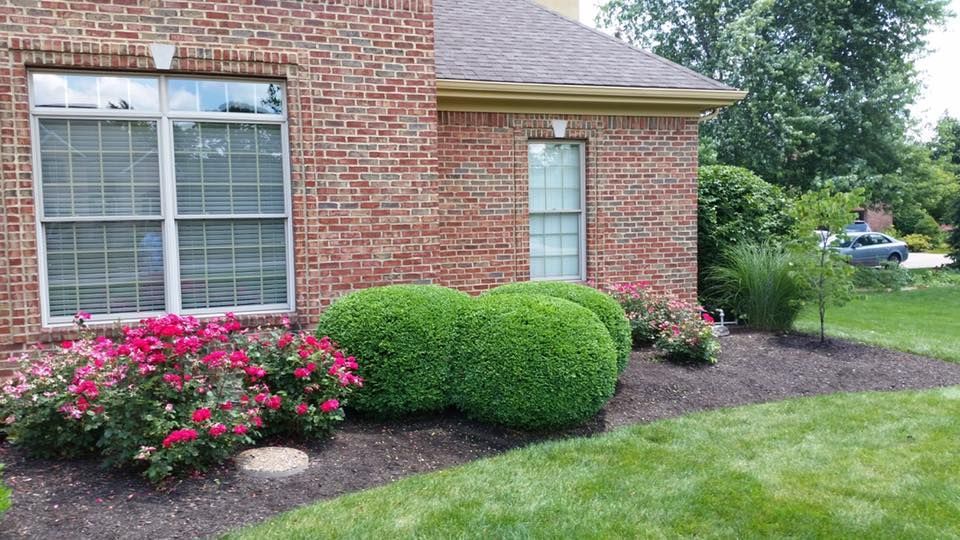 monroe-grounds-maintenance