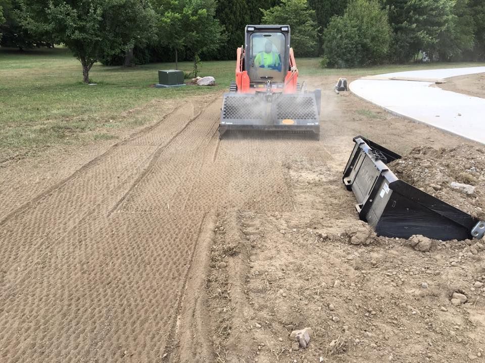 monroe-grounds-maintenance