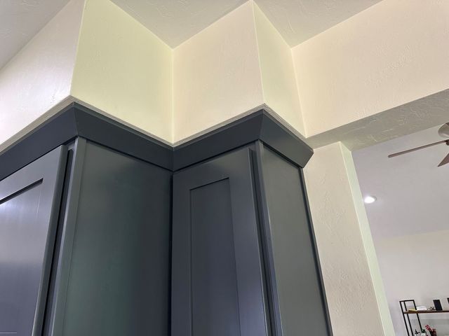 Kitchen cabinets drawers