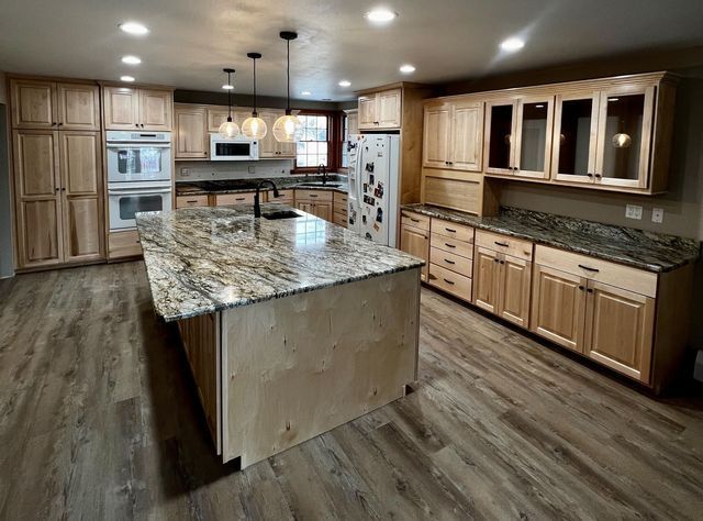 Kitchen cabinets drawers