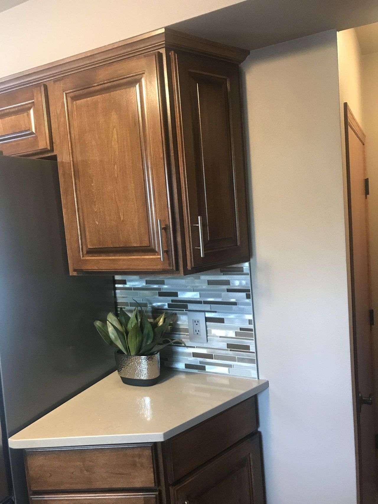 Kitchen cabinets drawers