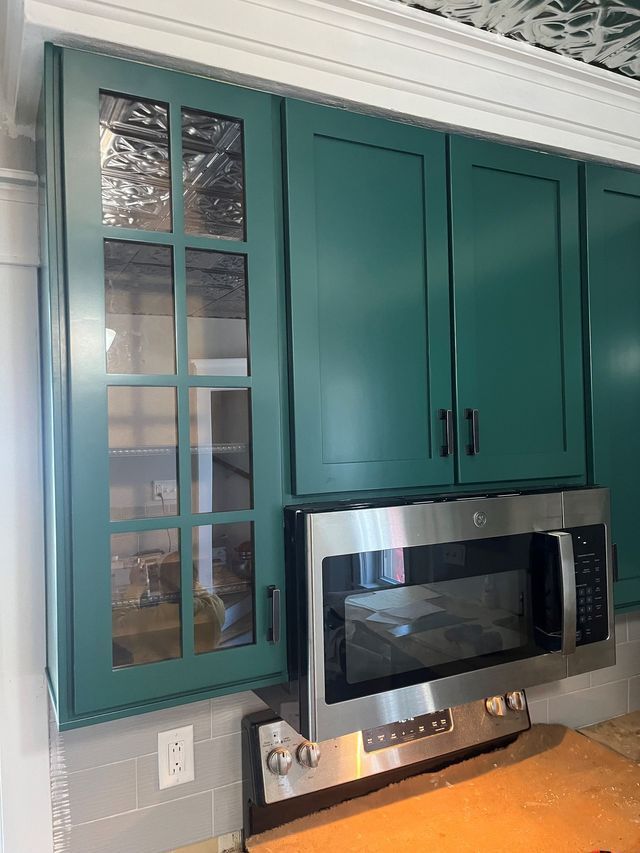 Kitchen cabinets drawers