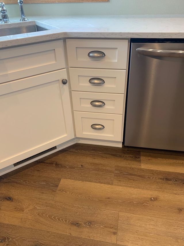Kitchen cabinets drawers
