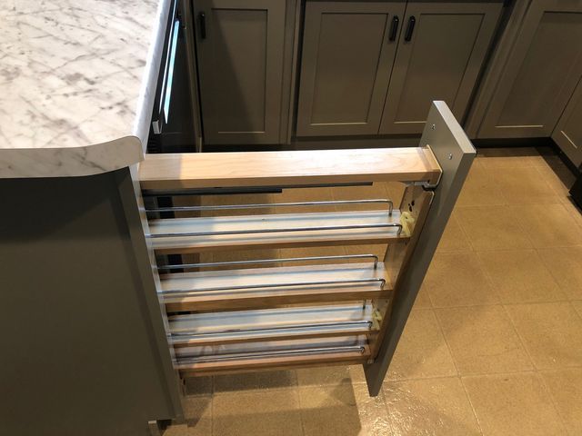 Kitchen cabinets drawers