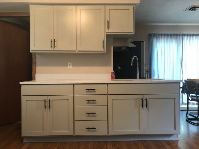 Kitchen cabinets drawers